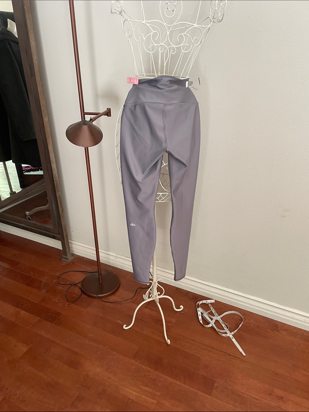 ALO Yoga High-Rise Lavender Gray Sculpt Leggings. Flash $42